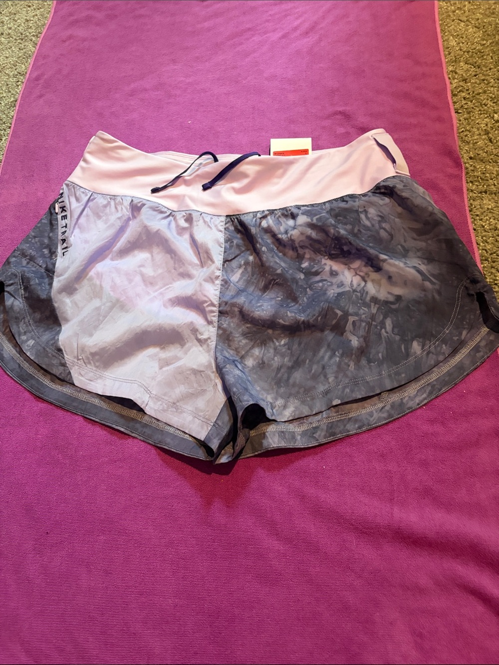 NWT 💜 Nike Lavender/Purple Trail Shorts with interior liner. Women’s Size Large